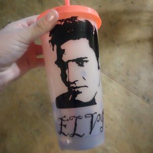 Elvis cup